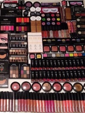 Mystery makeup / skincare / accessories/ self care / jewelry